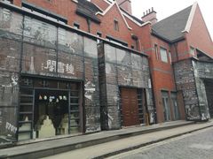 -钟书阁(松江泰晤士小镇店)