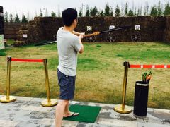 -田园东方蜜桃村的田野营地