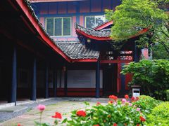 -峨眉山报国寺