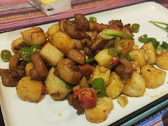 -香巴拉云南餐厅(华莱坞店)