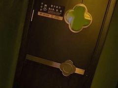 -舞指仙境足浴按摩(政务店)