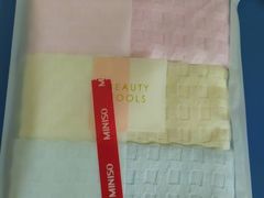 -名创优品(广州萝岗万达广场店)