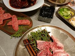 -草家酱蟹炭火烤肉店(珲春南路一店)