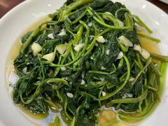 -丹水桥地锅鱼·翘嘴鲌·地方特色全鱼宴(丹江口大坝店)