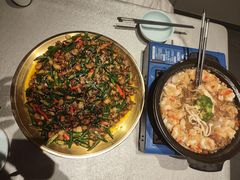 -有红鸡毛店·川菜(建设路店)