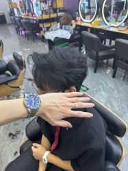 -藤野造型烫染·漂发