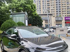 -小鹏汽车体验中心(苏州龙湖狮山天街店)