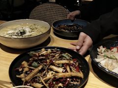 -十三式重庆江湖菜(金茂览秀城店)