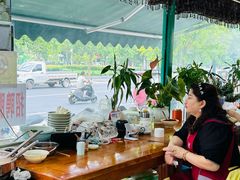 -费记胡辣汤(总店)