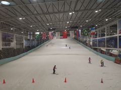 -乔波室内滑雪场