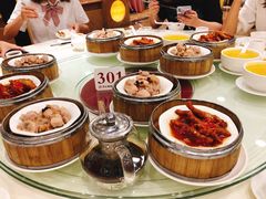 鲍汁凤爪-凤凰楼酒家·粤宴点心(华强北店)