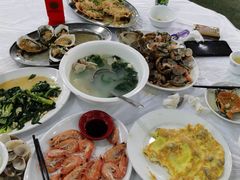 -红月湾海鲜饭店•沙滩海景(双月湾店)