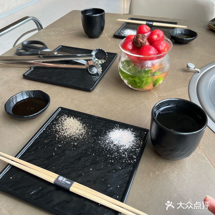 在太原！！！花小钱装大杯的日式烤肉！！！