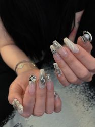-HUII NAIL绘京美甲美睫会馆