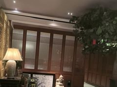 -八府香鸭·啫啫煲(华山路店)