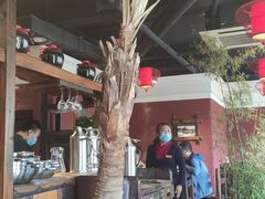 -大匠工房古船木艺术餐厅·猪肚鸡专门店(长白仙岛店)