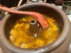 菌菇汽锅鸡-沧南云海云南菜(吾品田店)