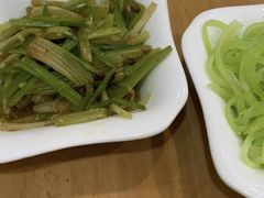 凉拌芹菜-和记粉馆(湘春路店)