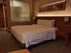 -上海浦东康桥绿地假日酒店