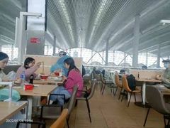 -遇见小面(白云机场T2安检外店)