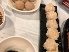 -鲜入围煮花胶鸡海鲜火锅