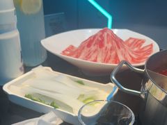 -唯爱KTV聚会餐厅(仙林东城汇店)