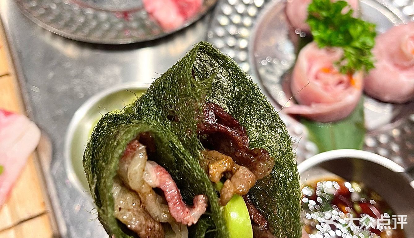 沈阳青苔包肉 这吃法谁发明的❗️❗️