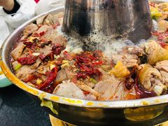 -撒拉人家.酸菜牦牛肉火锅