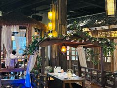 -花溪雨·森林餐厅(石基店)