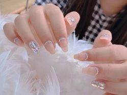 -ZX·美睫设计师汇聚店