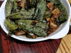 虎皮尖椒爆腩肉-禄源公·老莞诚饭店