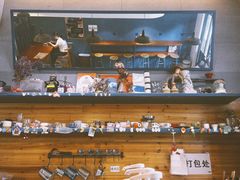 -Be Lived Cafe比例咖啡(摩天轮店)