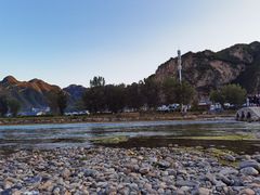 -百里峡七彩艺术小镇