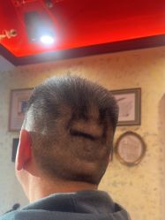 -东方先生国潮男士理发馆
