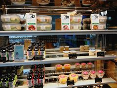 面包甜点陈列柜-Green Option(官舍店)
