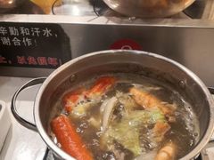 菌菇锅-百品聚旋转火锅(号外店)