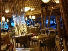 -Hai Bar And Grill
