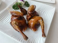 玻璃乳鸽-广州塔晖粤轩中餐厅