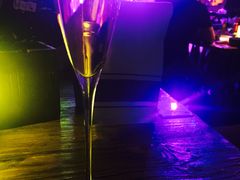 -胡桃里乐队酒馆(鎏嘉码头店)