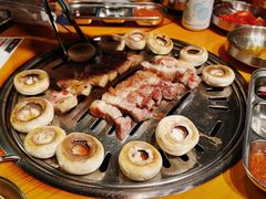 五花肉-缸桶屋韩国料理·全程帮烤(泰禾店)