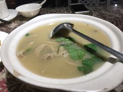 -新疆伏拉沃餐厅(白龙南路店)