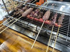 -哈尔滨小酒馆·鲜肉现穿自助烧烤(康新花园店)