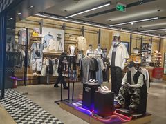 -VANS(三里屯太古里店)