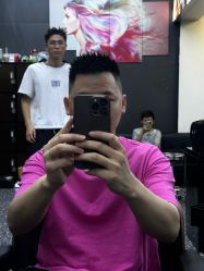 点击看大图 -藤野造型专业烫染接发