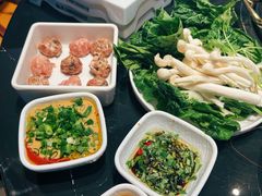 -魁牛·潮汕牛肉自助火锅(沈辽路万达店)