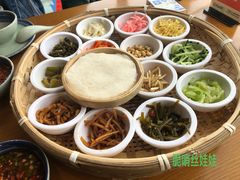 -包整·丝娃娃(一览甲秀楼风景店)