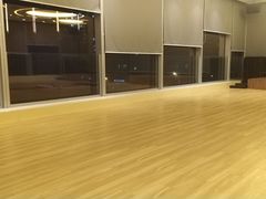 -W Fitness 威尔仕健身(北京英皇集团中心店)