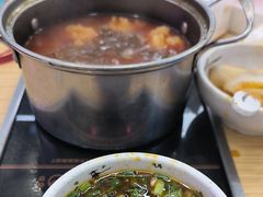 -杨老板·海鲜集市火锅·鲜切牛肉(中防万宝店)