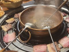 -阿山卓·野生菌火锅·纳西火塘烤肉