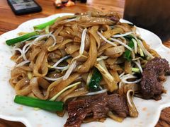干炒牛河-南记食粥坊·宵夜大排档(岭南分店)